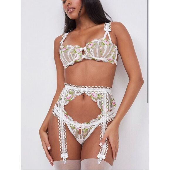 NWT For Love & Lemons Trellis Rose Floral Garter in White XXS - Picture 2 of 12